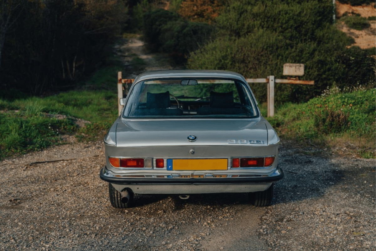 BMW 3.0 CSI - 1973 vue de derrière