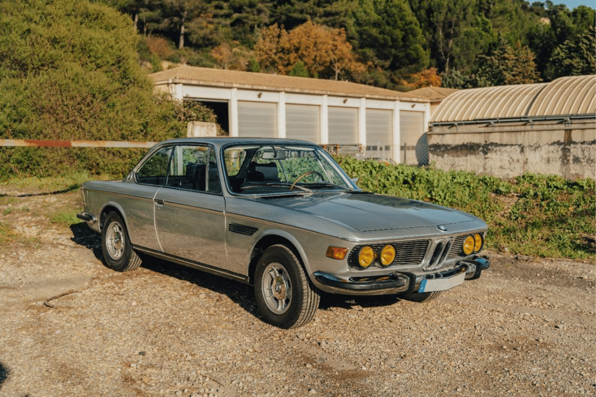 BMW 3.0 CSI - 1973 vue de profil