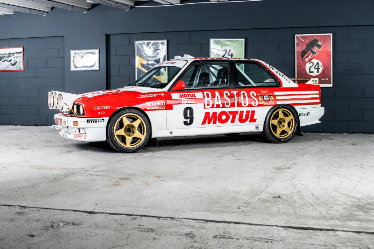 BMW M3 E30 - 1988 vue de profil