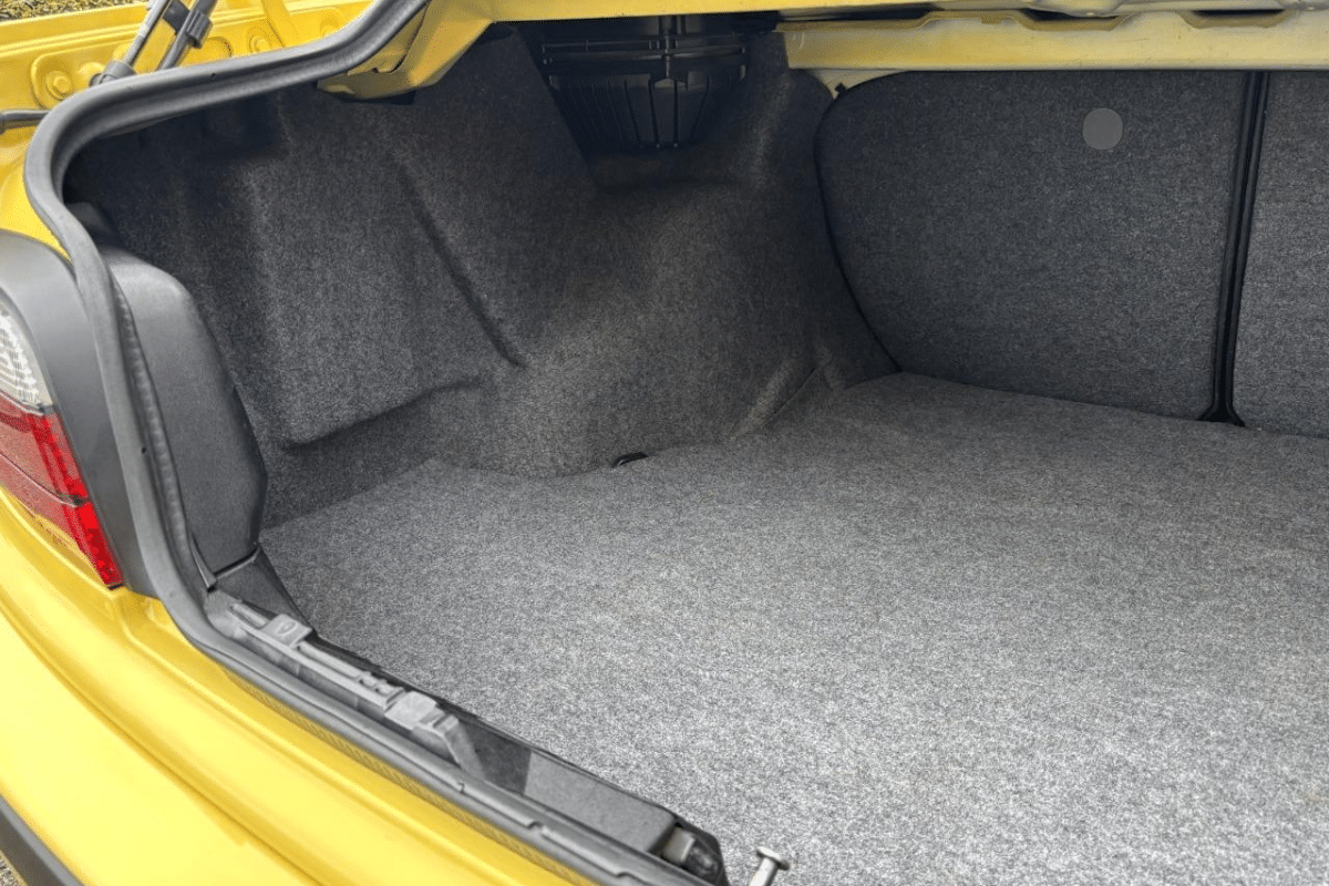 bmw m3 e36 1996 vue du coffre